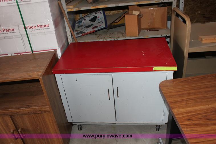 image for item A2811 (7) assorted rolling carts and cabinets