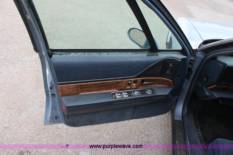 image for item A2826 1991 Buick Park Avenue