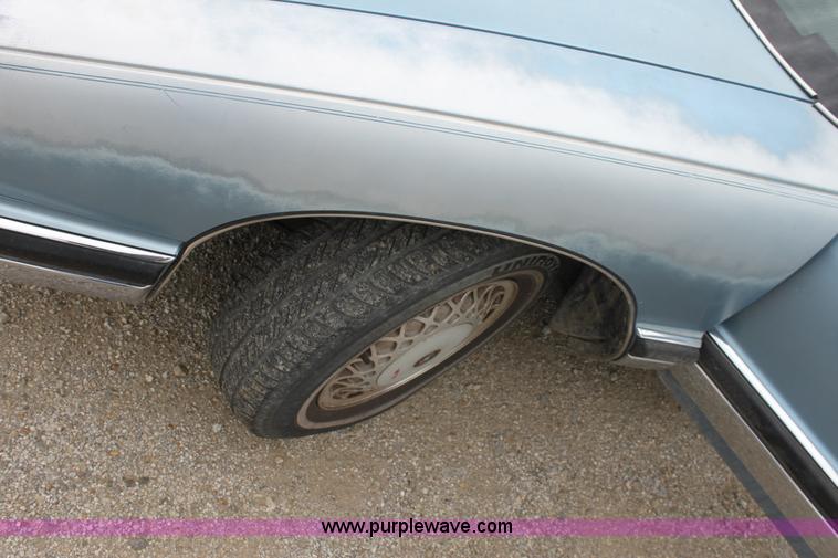 image for item A2826 1991 Buick Park Avenue