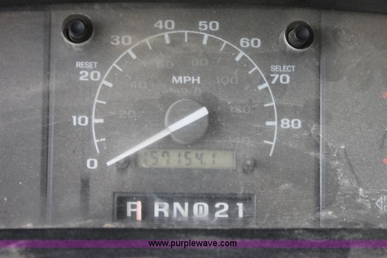 image for item A2833 1997 Ford F350 XL pickup truck