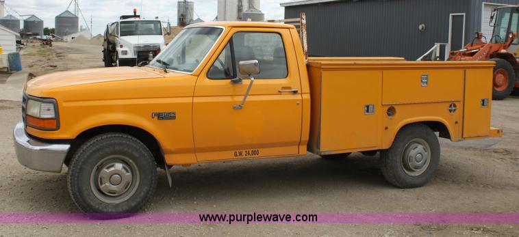 image for item A2834 1997 Ford F350 pickup truck