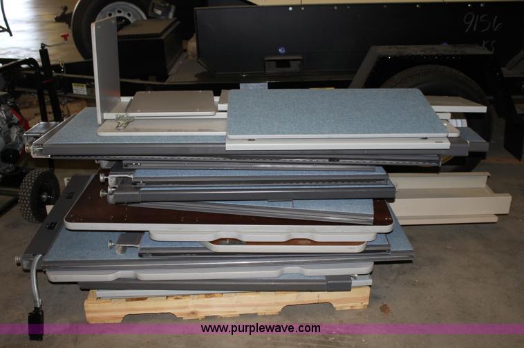 image for item A2927 Office cubicle stations