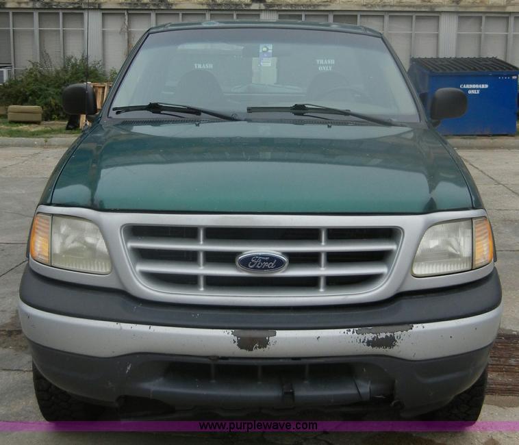 image for item A3099 1999 Ford F150 pickup truck
