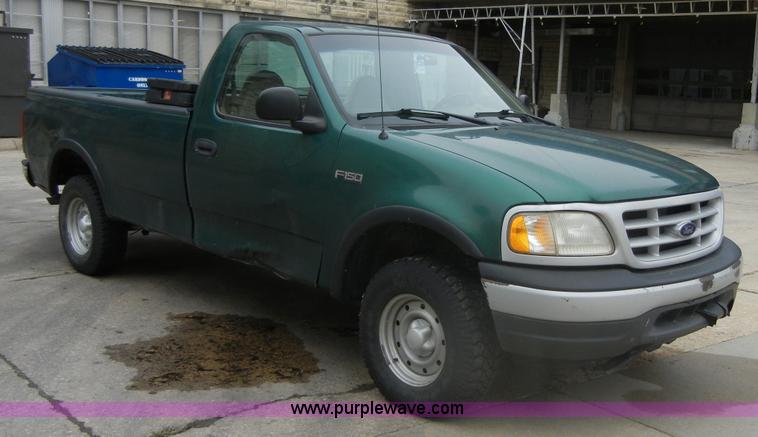 image for item A3099 1999 Ford F150 pickup truck