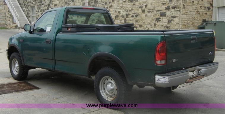 image for item A3099 1999 Ford F150 pickup truck