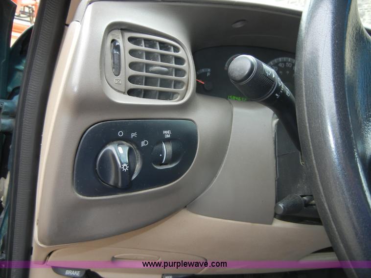 image for item A3099 1999 Ford F150 pickup truck