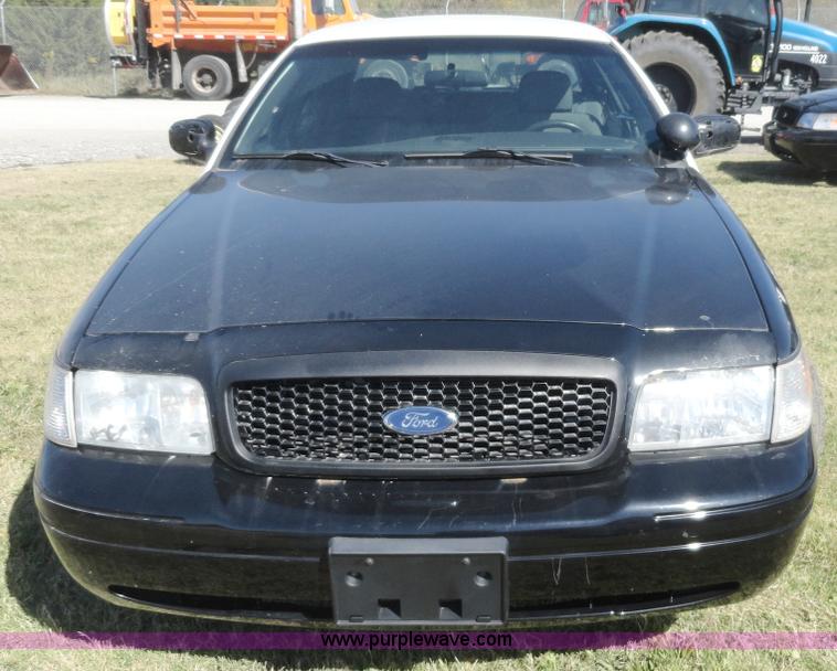 image for item A3165 2008 Ford Crown Victoria Police Interceptor