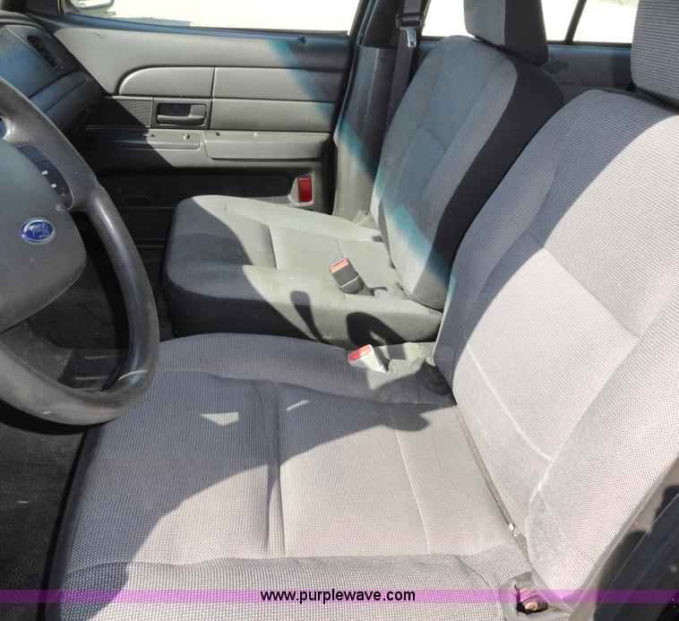 image for item A3165 2008 Ford Crown Victoria Police Interceptor
