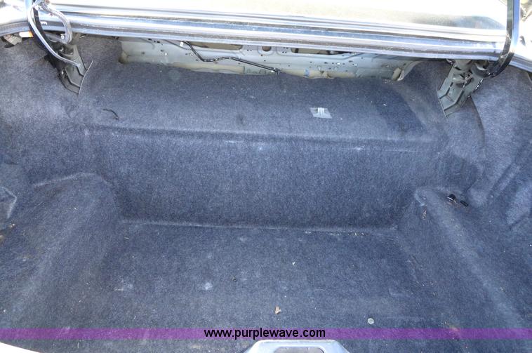 image for item A3165 2008 Ford Crown Victoria Police Interceptor