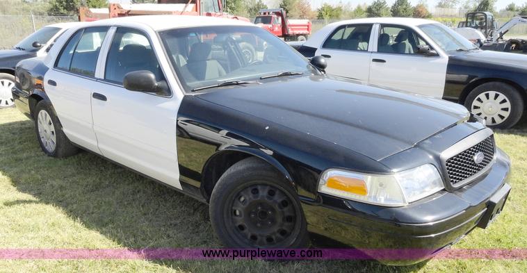 image for item A3166 2008 Ford Crown Victoria Police Interceptor