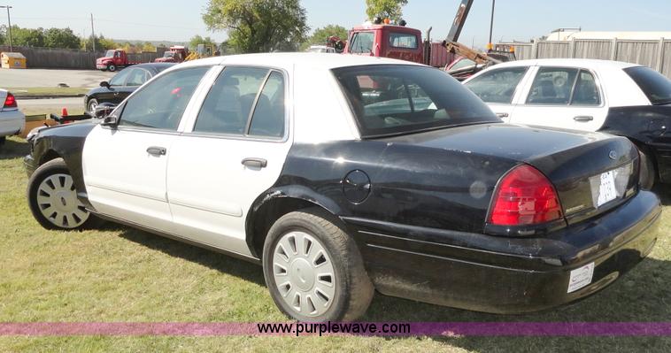 image for item A3166 2008 Ford Crown Victoria Police Interceptor