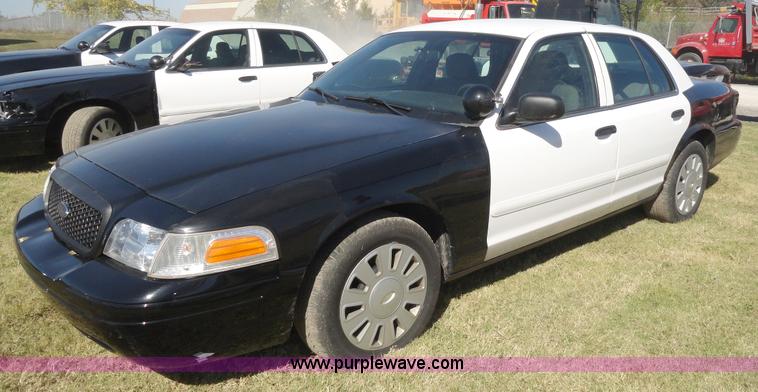image for item A3167 2008 Ford Crown Victoria Police Interceptor