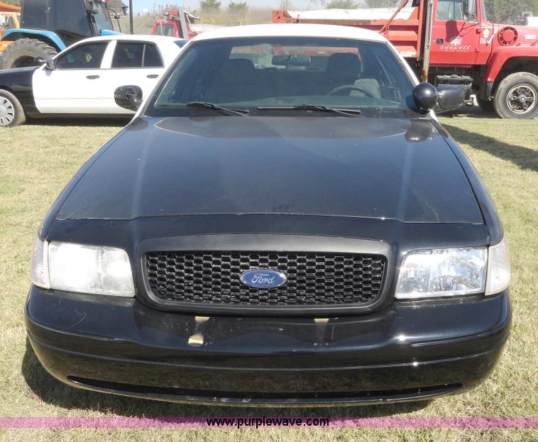 image for item A3167 2008 Ford Crown Victoria Police Interceptor