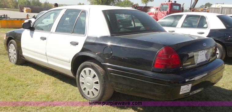 image for item A3167 2008 Ford Crown Victoria Police Interceptor