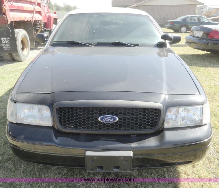 image for item A3168 2007 Ford Crown Victoria Police Interceptor