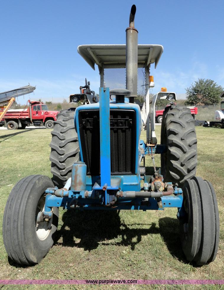 image for item A3170 1981 Ford 6600 tractor