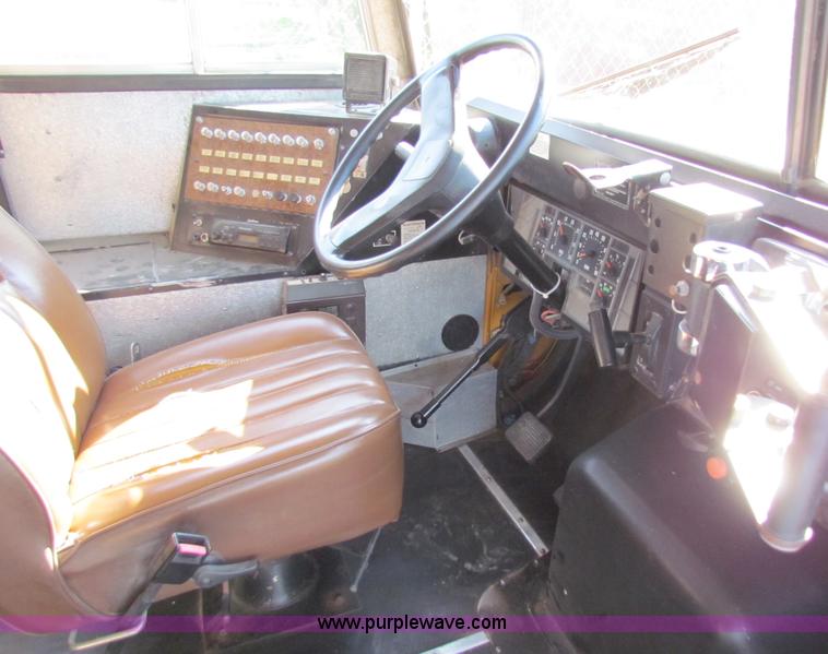 image for item A3529 1996 International 3800 Am Tran school bus