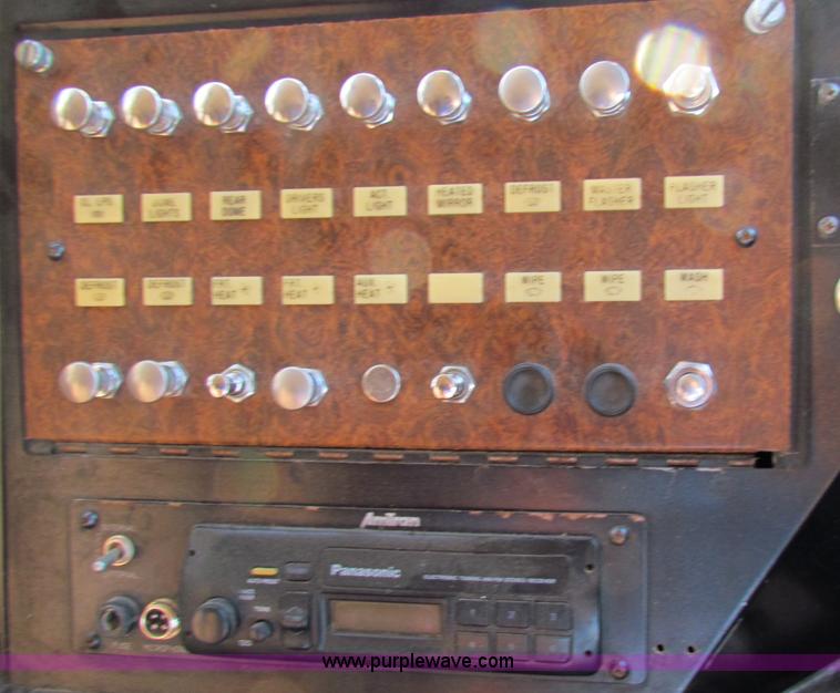 image for item A3529 1996 International 3800 Am Tran school bus