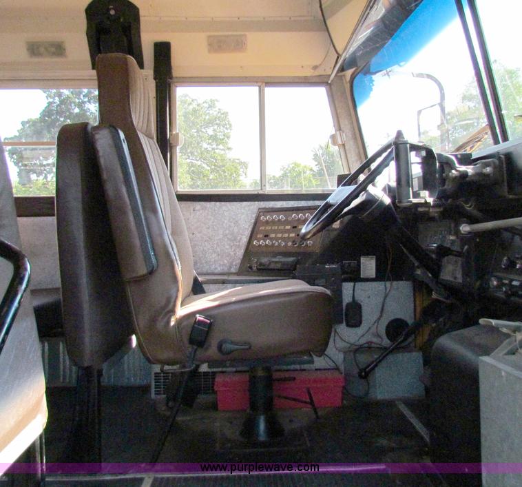 image for item A3530 1996 International 3800 Am Tran school bus