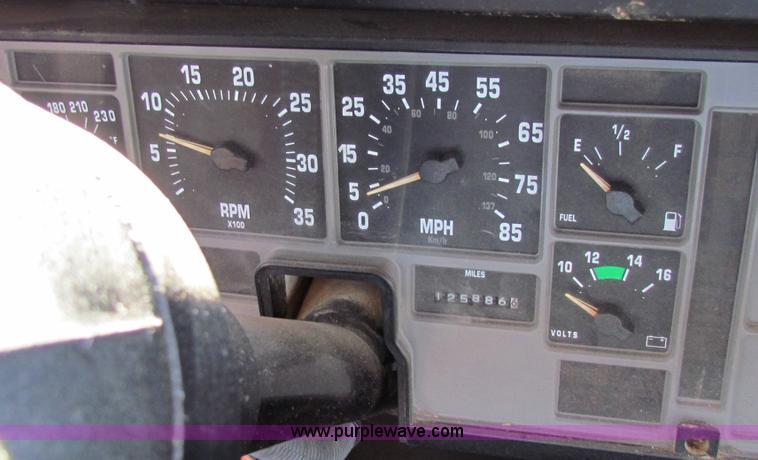 image for item A3530 1996 International 3800 Am Tran school bus