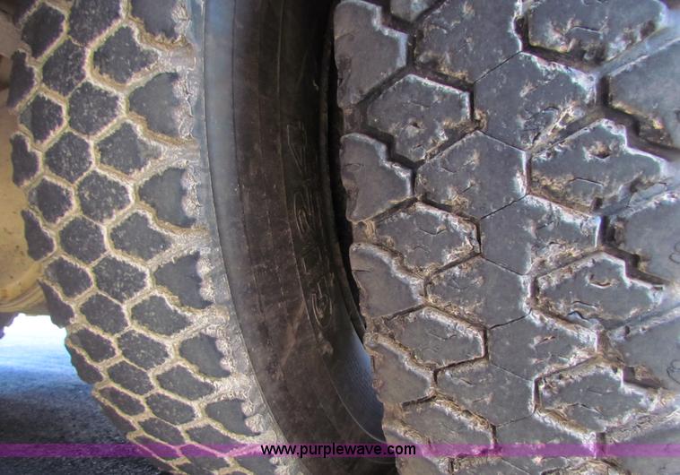 image for item A3530 1996 International 3800 Am Tran school bus