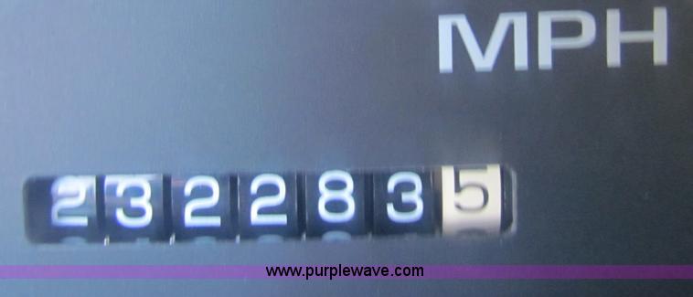 image for item A3531 1995 Chevrolet Suburban 1500 SUV