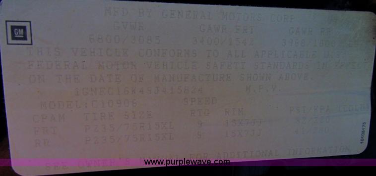 image for item A3531 1995 Chevrolet Suburban 1500 SUV