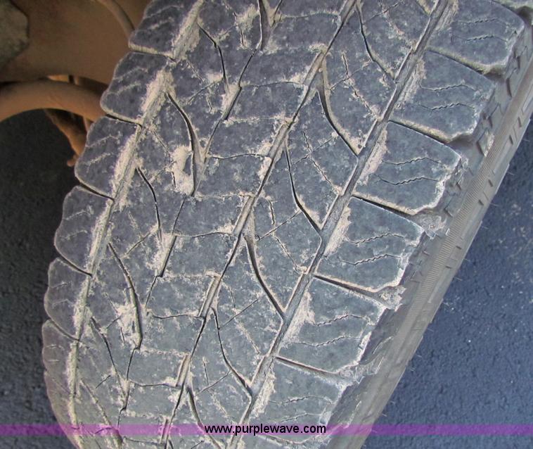 image for item A3531 1995 Chevrolet Suburban 1500 SUV