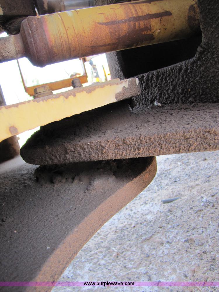 image for item A4638 1984 Dresser 515B wheel loader