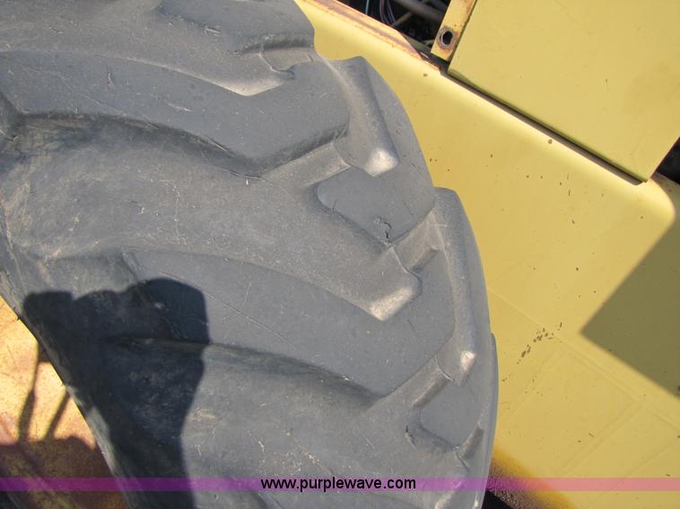 image for item A4638 1984 Dresser 515B wheel loader