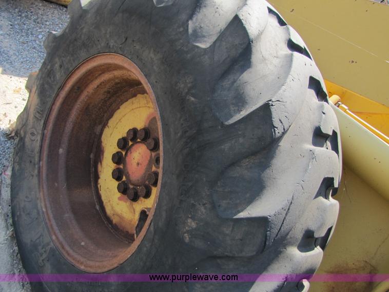 image for item A4638 1984 Dresser 515B wheel loader