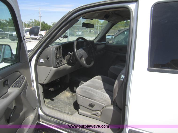 image for item B5501 2006 Chevrolet Tahoe SUV