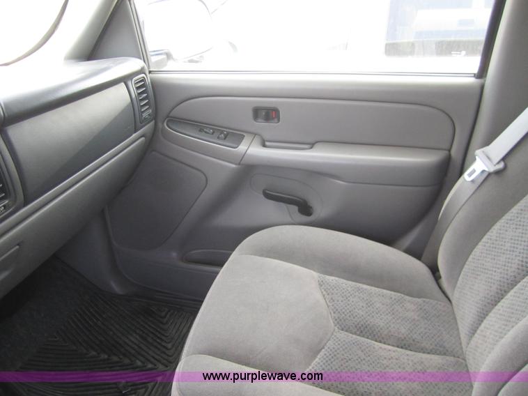 image for item B5501 2006 Chevrolet Tahoe SUV