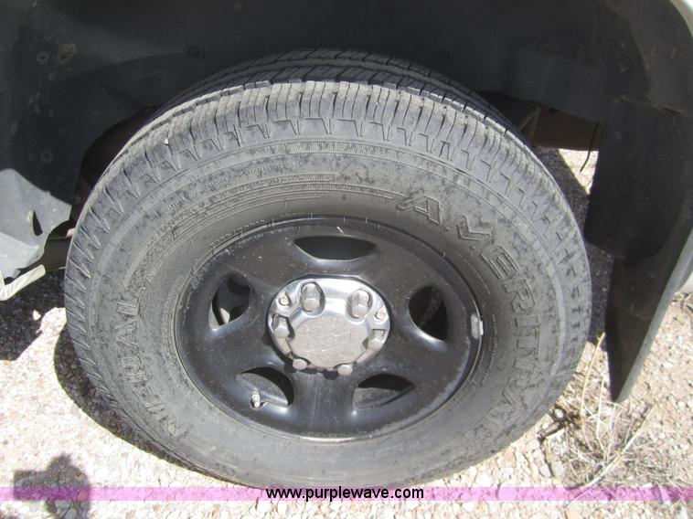 image for item B5501 2006 Chevrolet Tahoe SUV