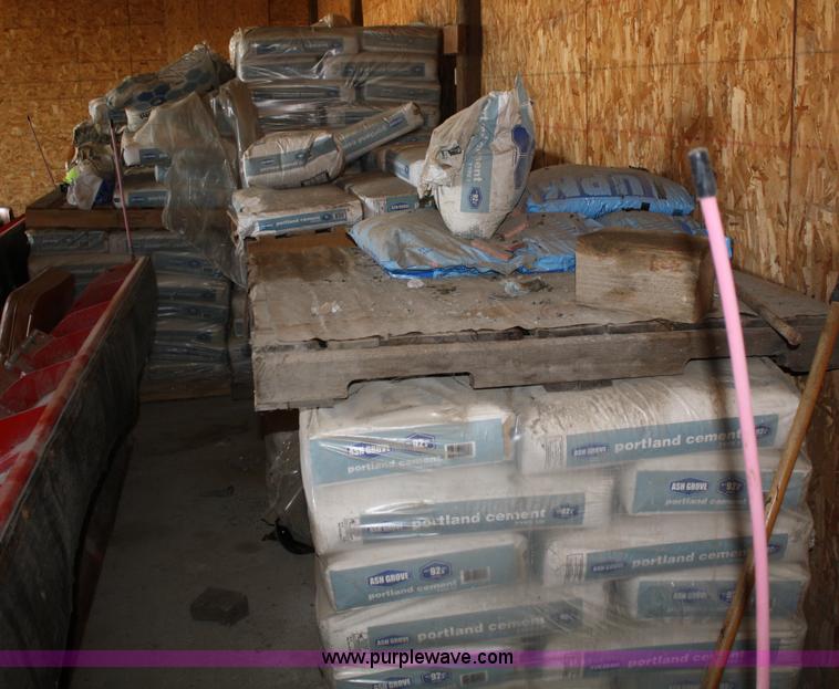 image for item B9264 (300) Ash Grove portland cement bags