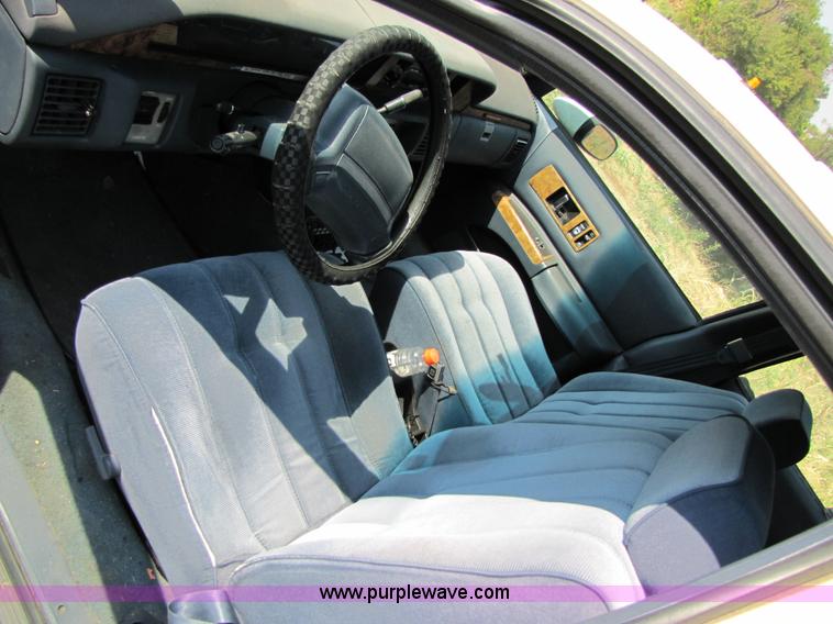 image for item C9528 1993 Chevrolet Caprice Classic