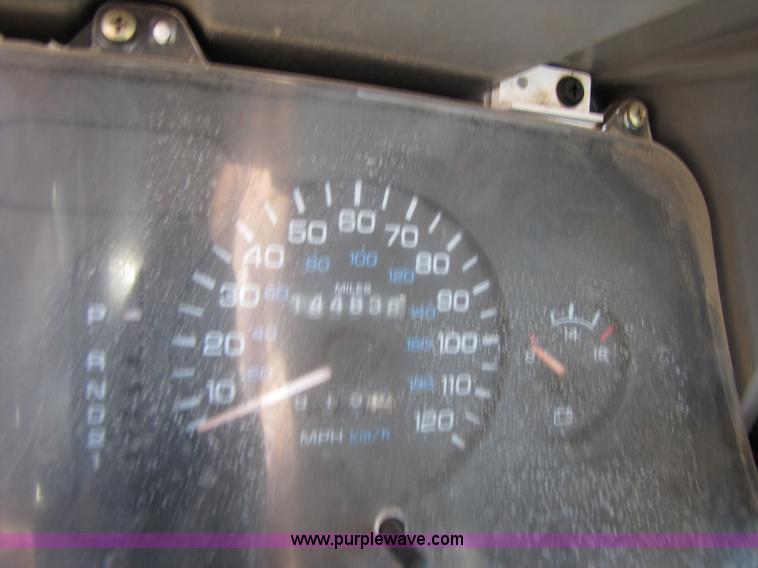 image for item C9534 1996 Dodge Ram 1500 Laramie club cab pickup truck