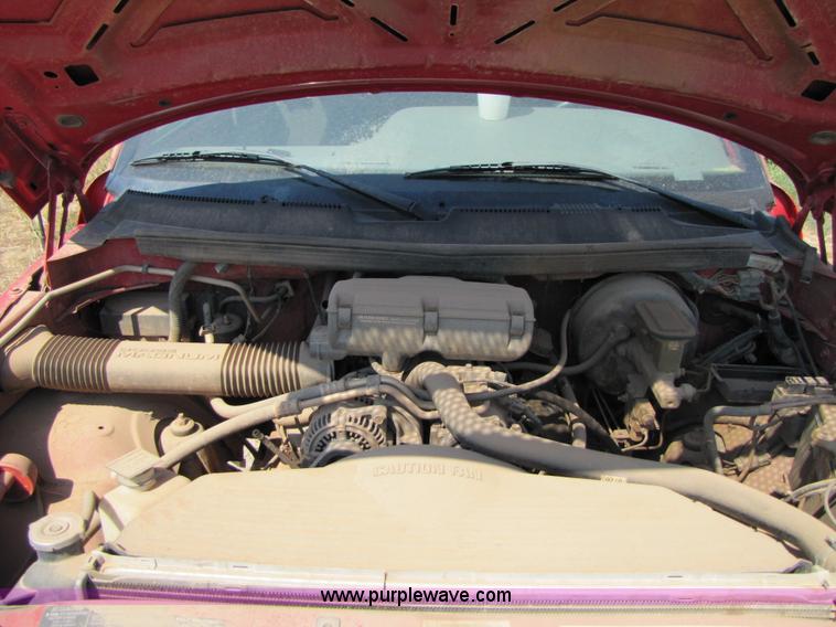 image for item C9534 1996 Dodge Ram 1500 Laramie club cab pickup truck