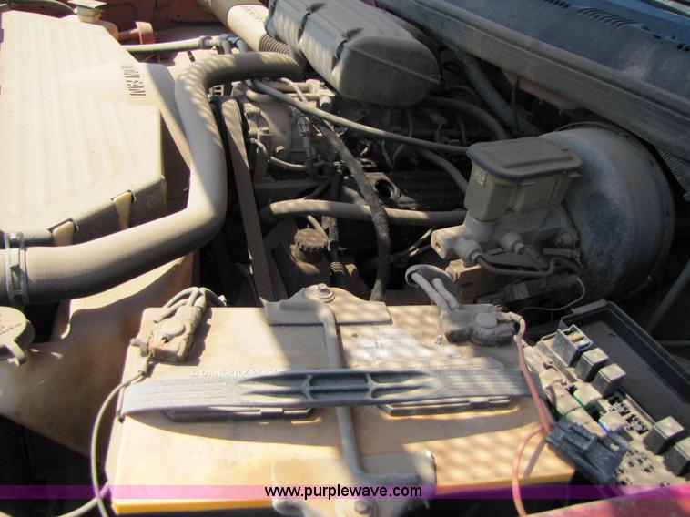 image for item C9534 1996 Dodge Ram 1500 Laramie club cab pickup truck