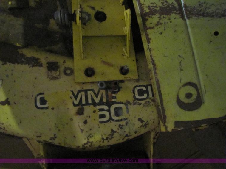 image for item C9535 1998 John Deere F935 60" mower