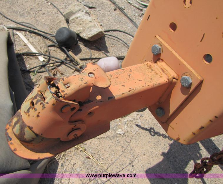 image for item C9536 SMC hot tar road sealer