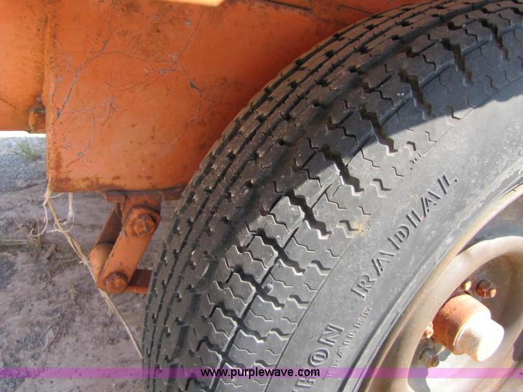 image for item C9536 SMC hot tar road sealer