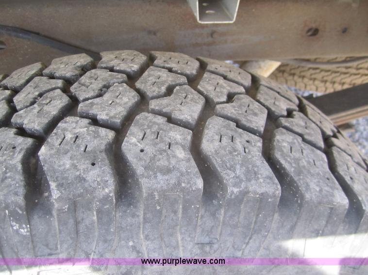 image for item C9800 1991 Chevrolet Cheyenne 1500 pickup truck