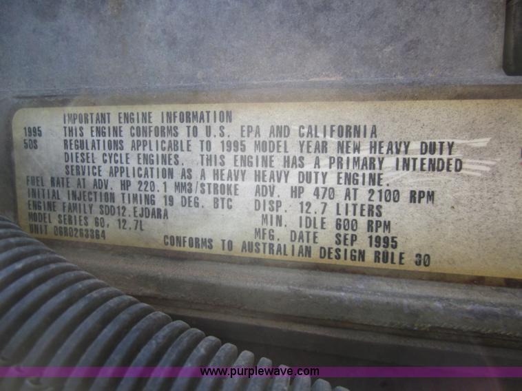 image for item C9843 1996 Volvo WIA semi truck