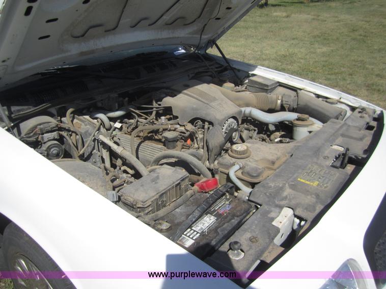 image for item C9852 2003 Ford Crown Victoria Police Interceptor