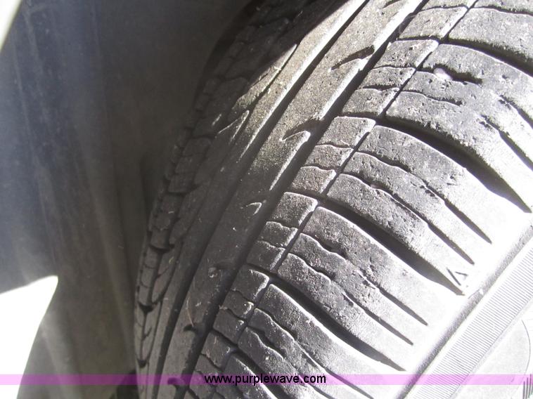 image for item C9852 2003 Ford Crown Victoria Police Interceptor