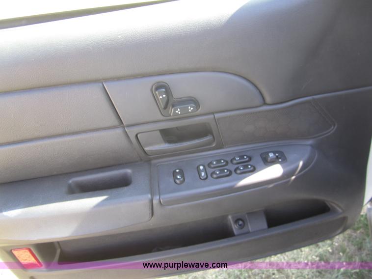 image for item C9852 2003 Ford Crown Victoria Police Interceptor