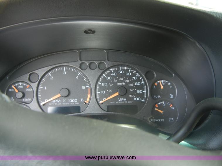 image for item D9705 2002 Chevrolet Blazer LS SUV