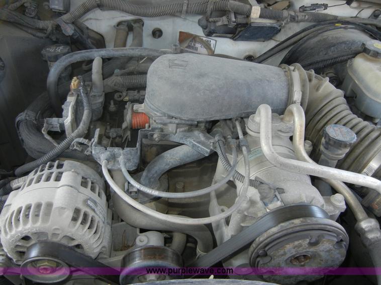 image for item D9705 2002 Chevrolet Blazer LS SUV