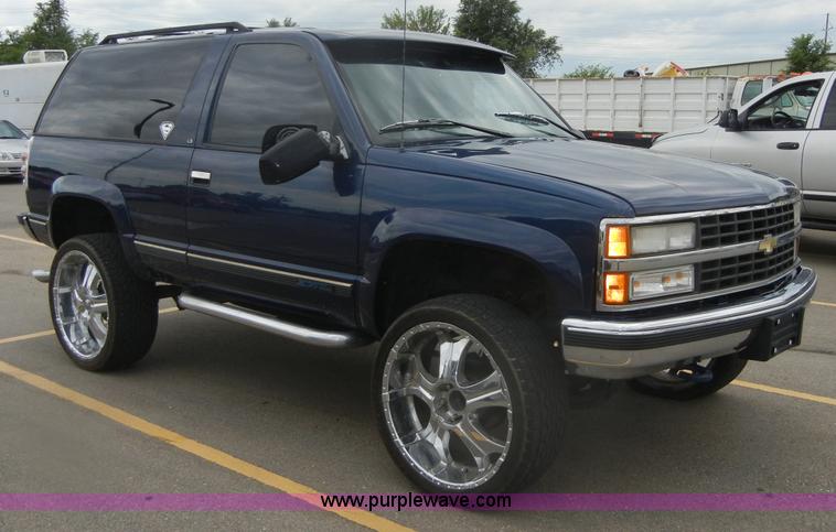 image for item D9722 1996 Chevrolet Tahoe Z71 Off Road SUV
